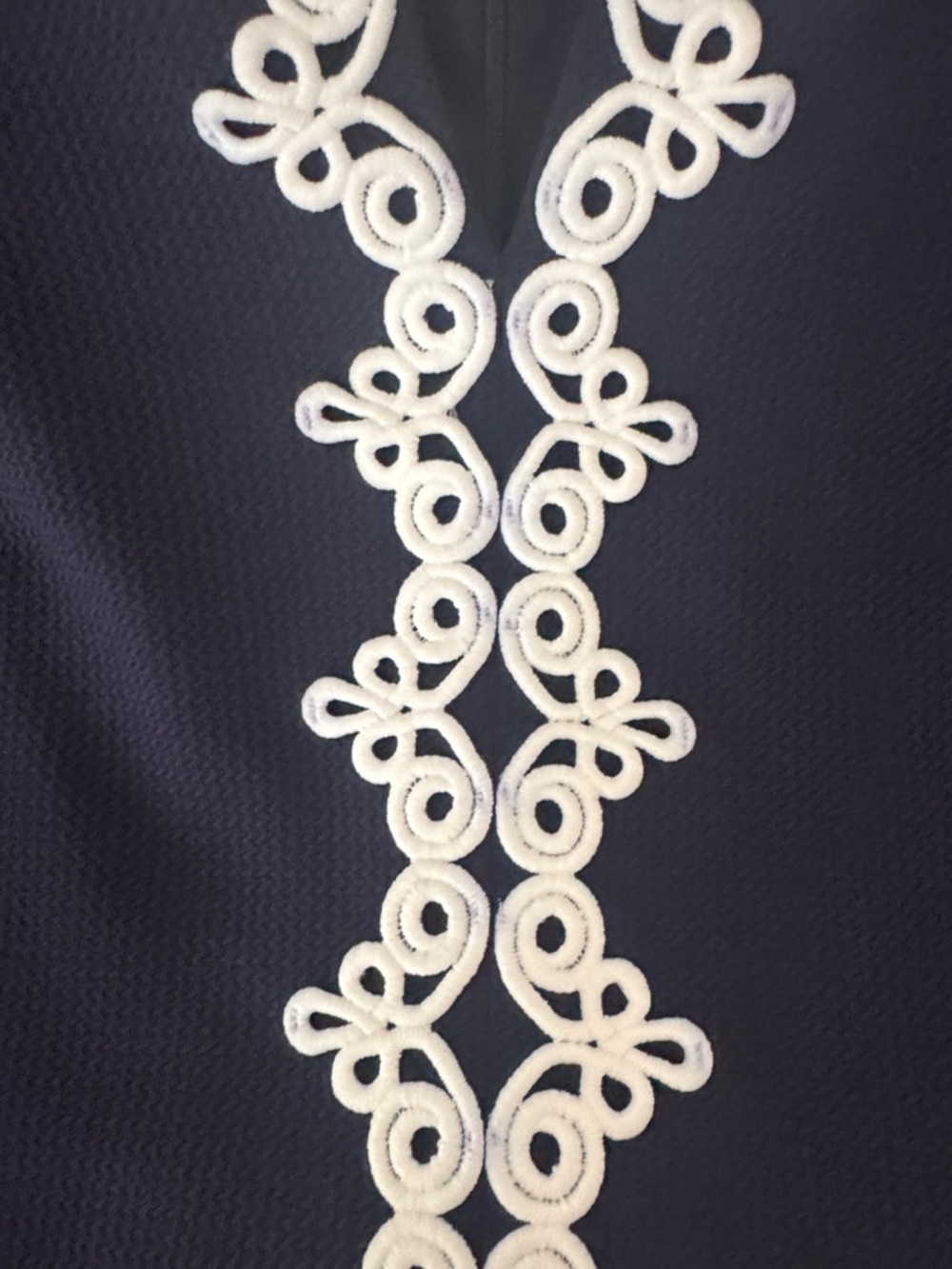 Vince Camuto Navy Mini Dress with White Trim - Picture 5 of 6